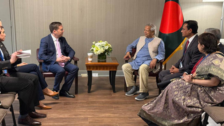 ফেব্রুয়ারিতেই নির্বাচন: প্রধান উপদেষ্টা