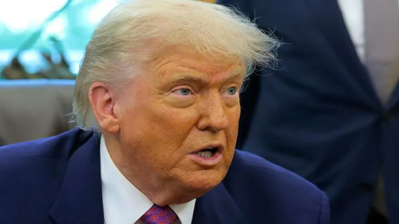 হামাস প্রস্তাবে রাজি হওয়ায় গাজায় হামলা থামাতে বললেন ট্রাম্প