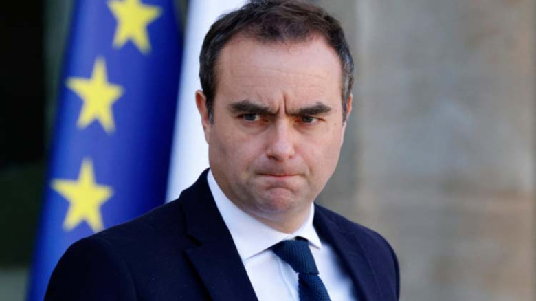 ফ্রান্সের নতুন প্রধানমন্ত্রীর পদত্যাগ