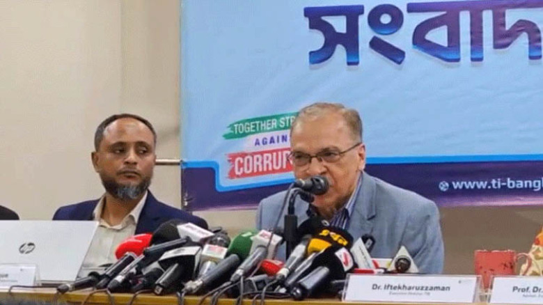 ১৪ বছরে জলবায়ু তহবিলের ২১১০ কোটি টাকার দুর্নীতি: টিআইবি